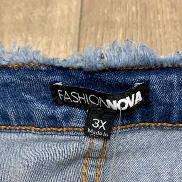 Womens Nwt Forever 21 Cropped Frayed Jeans - Picture 5 of 6